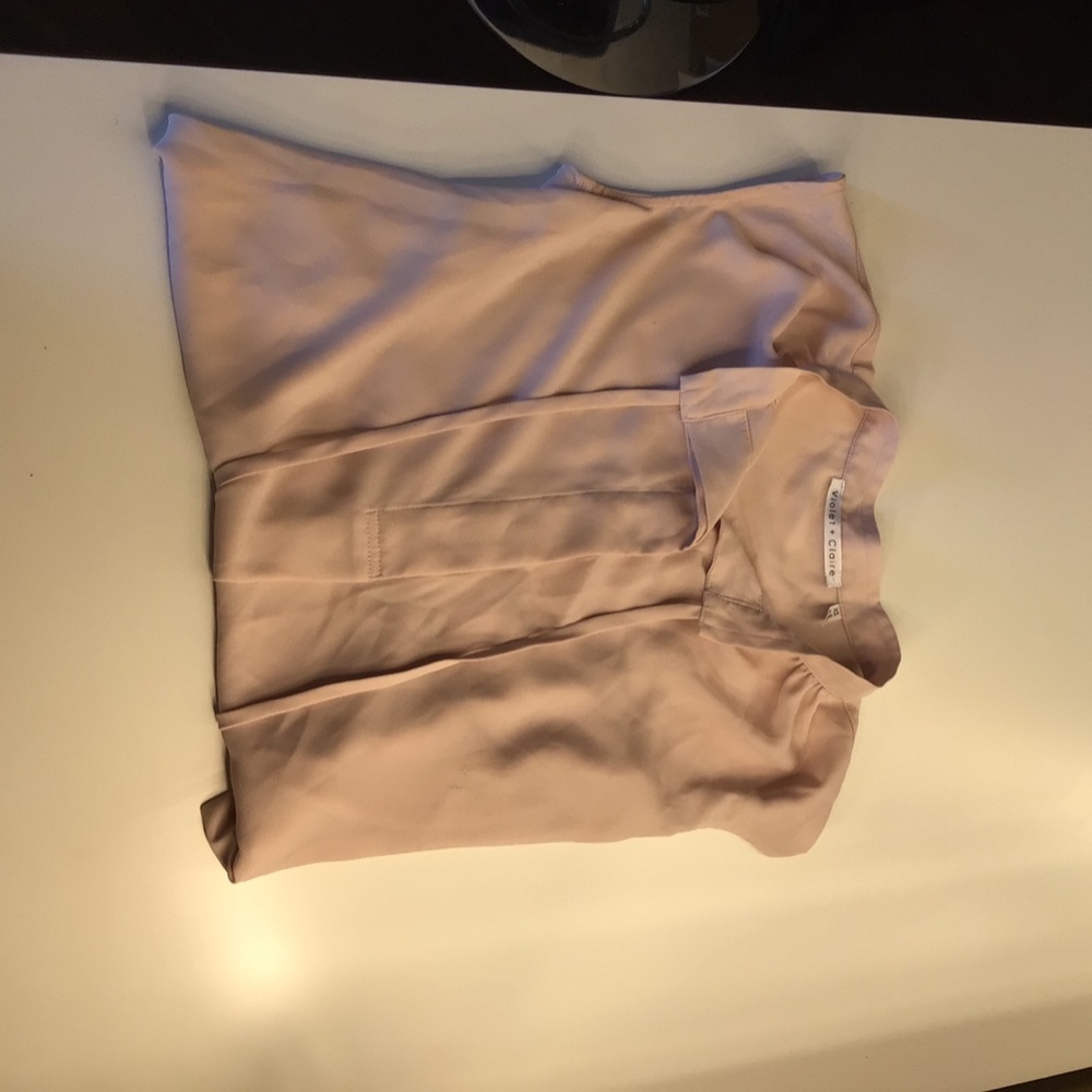 Blouse - Picture 2 of 3